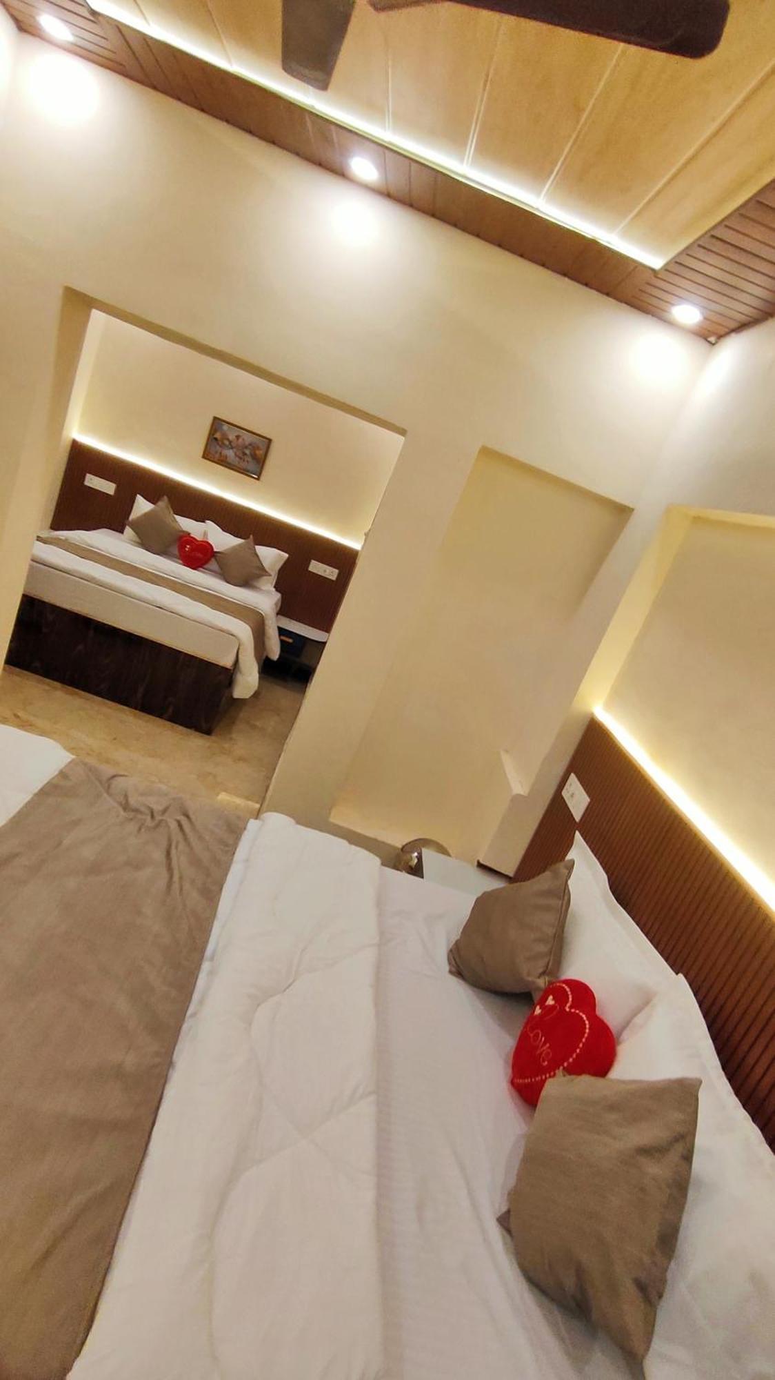 Sri Krishna Residency Hotell Varanasi Eksteriør bilde