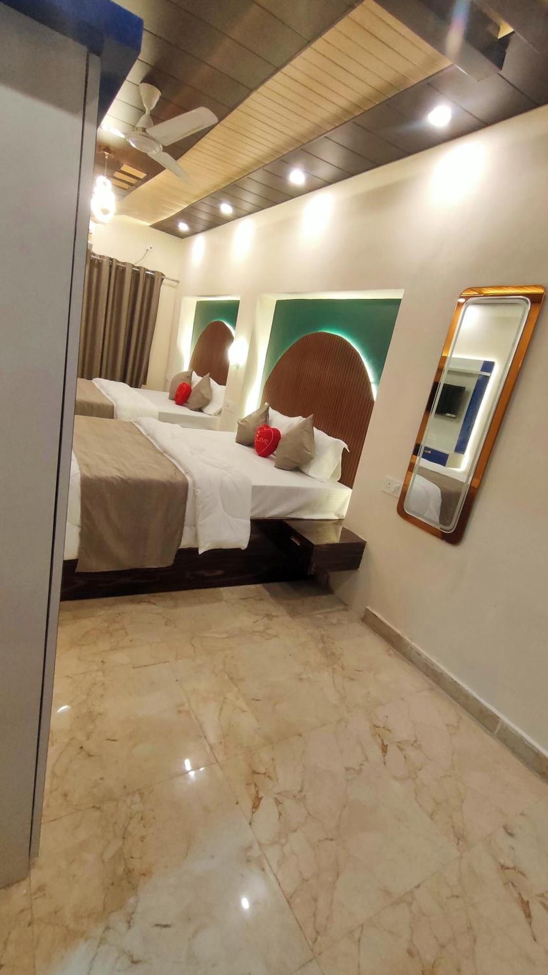 Sri Krishna Residency Hotell Varanasi Eksteriør bilde