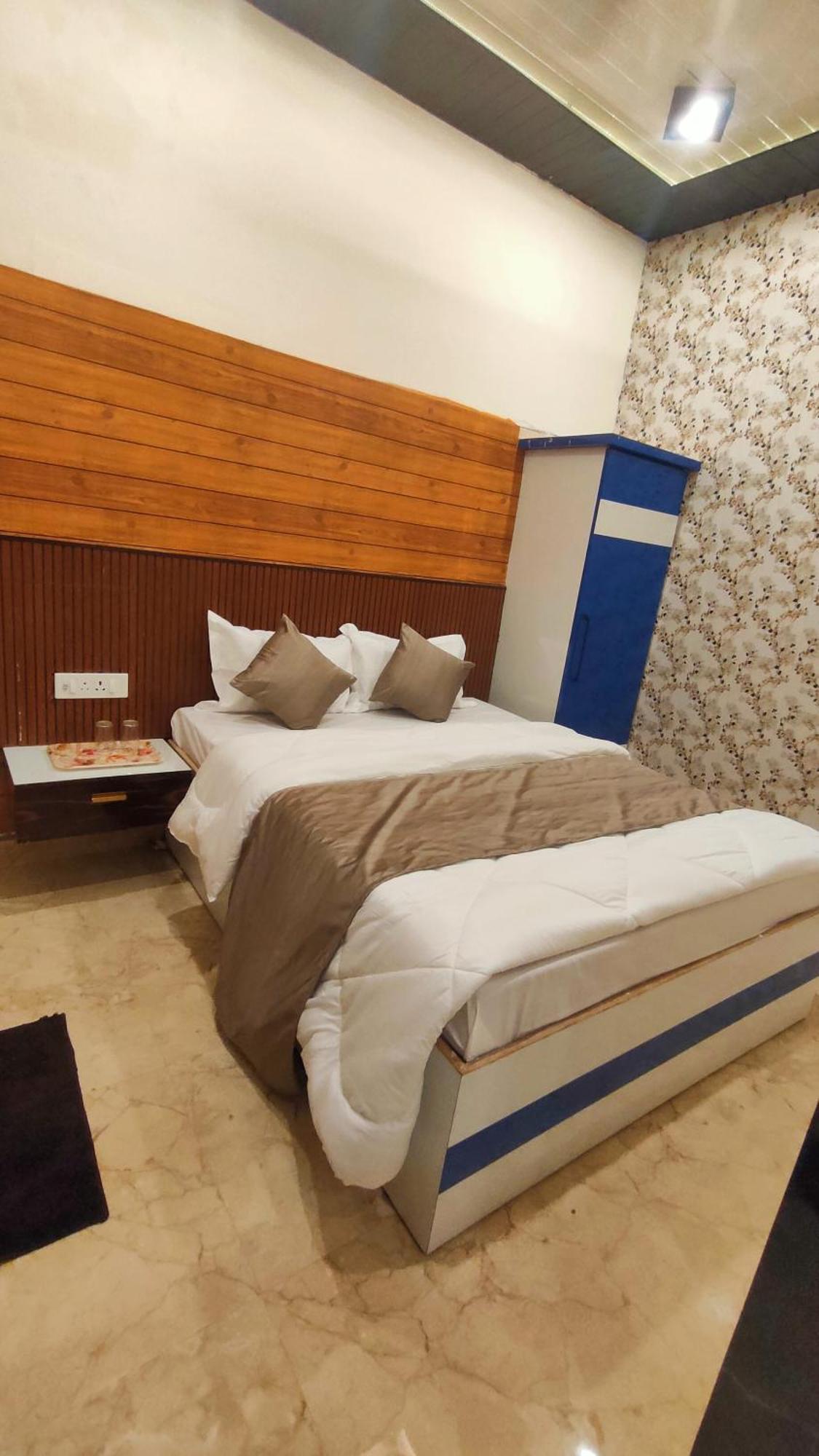 Sri Krishna Residency Hotell Varanasi Eksteriør bilde