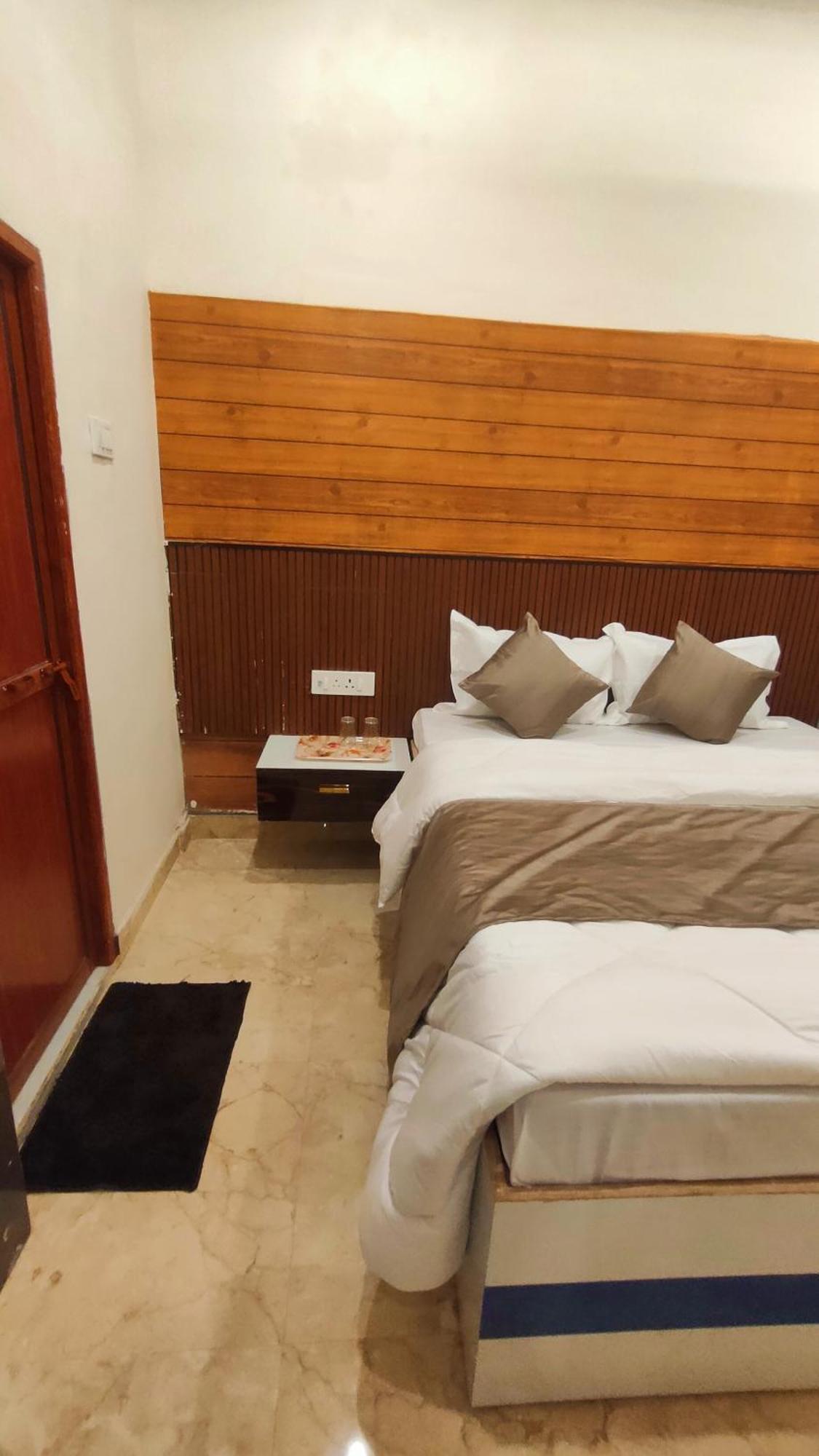 Sri Krishna Residency Hotell Varanasi Eksteriør bilde