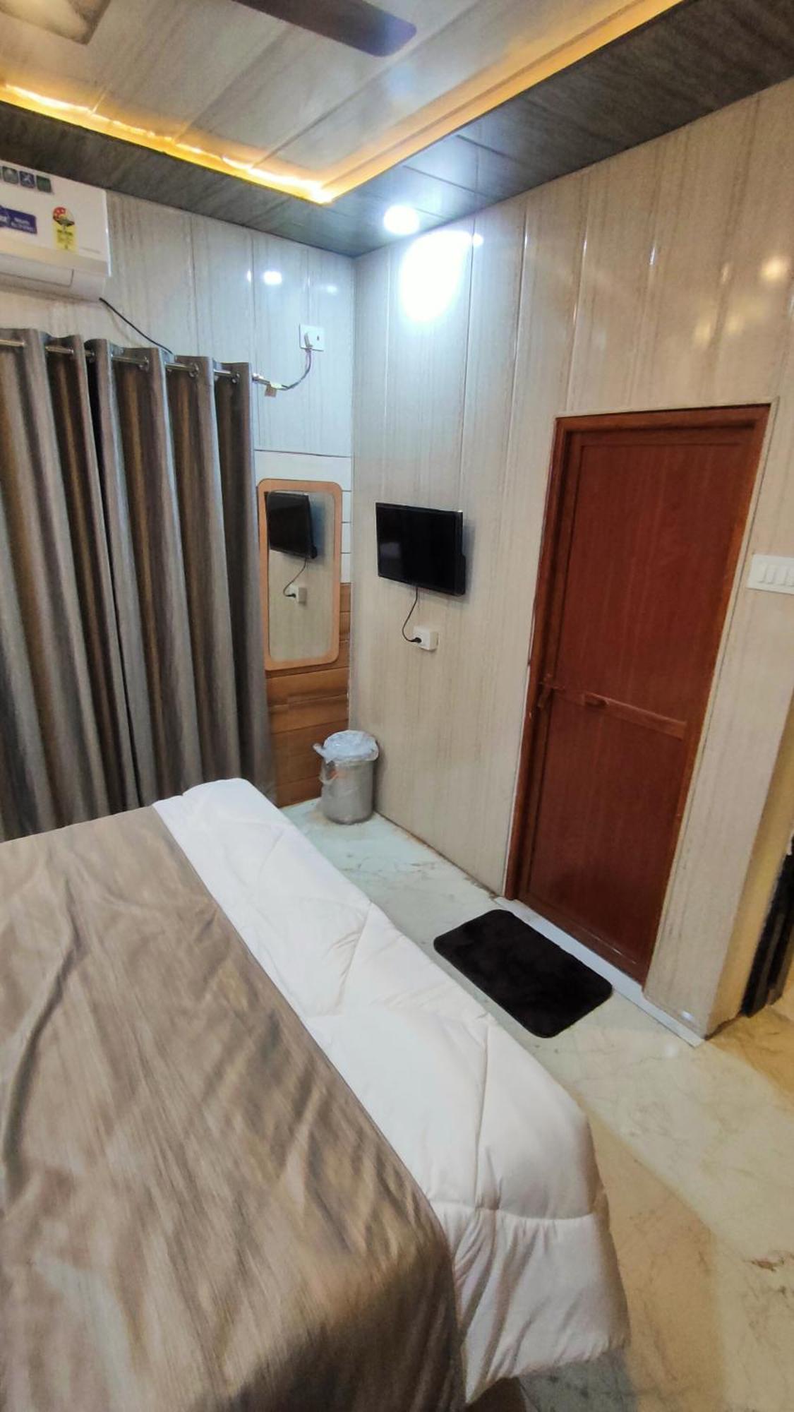 Sri Krishna Residency Hotell Varanasi Eksteriør bilde